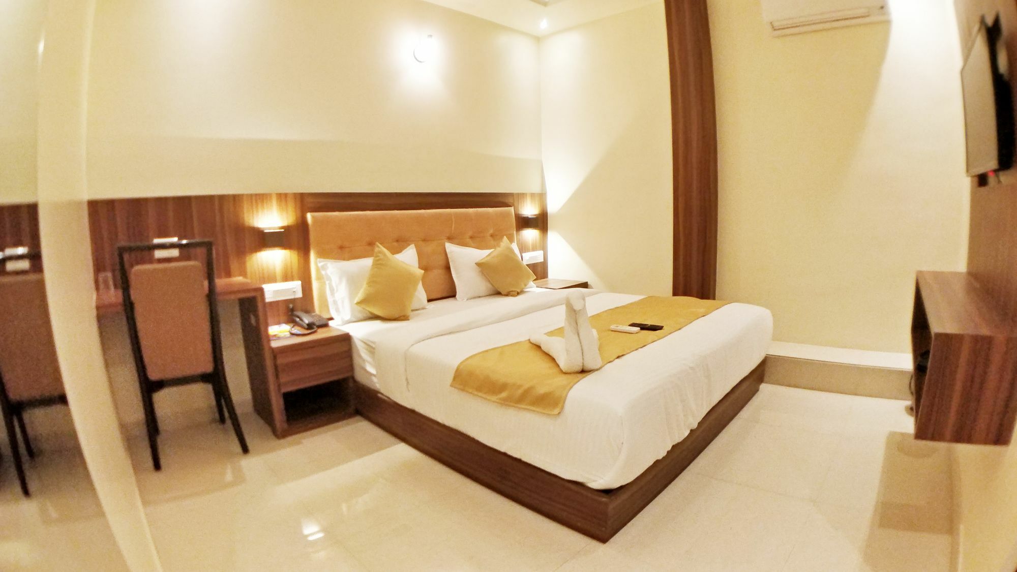 Hotel Sanjary Palace Mumbai Exterior photo
